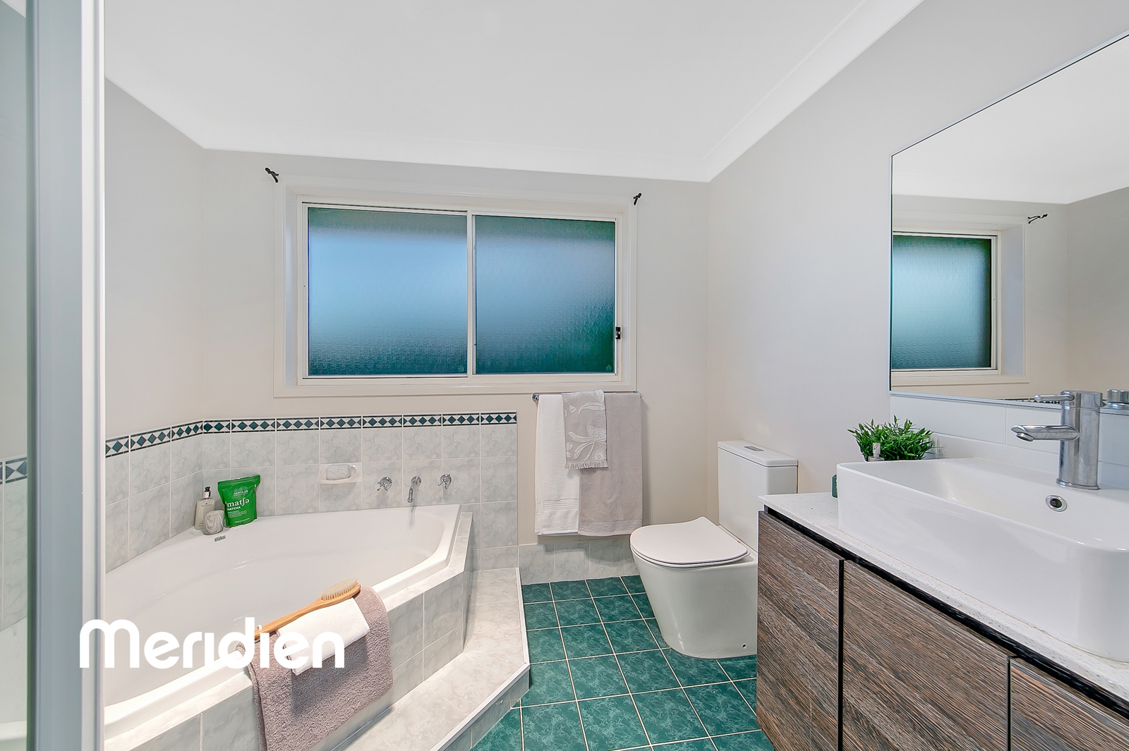 Rental: 3 Hotham Ave, Beaumont Hills, NSW, 2155 photo-12