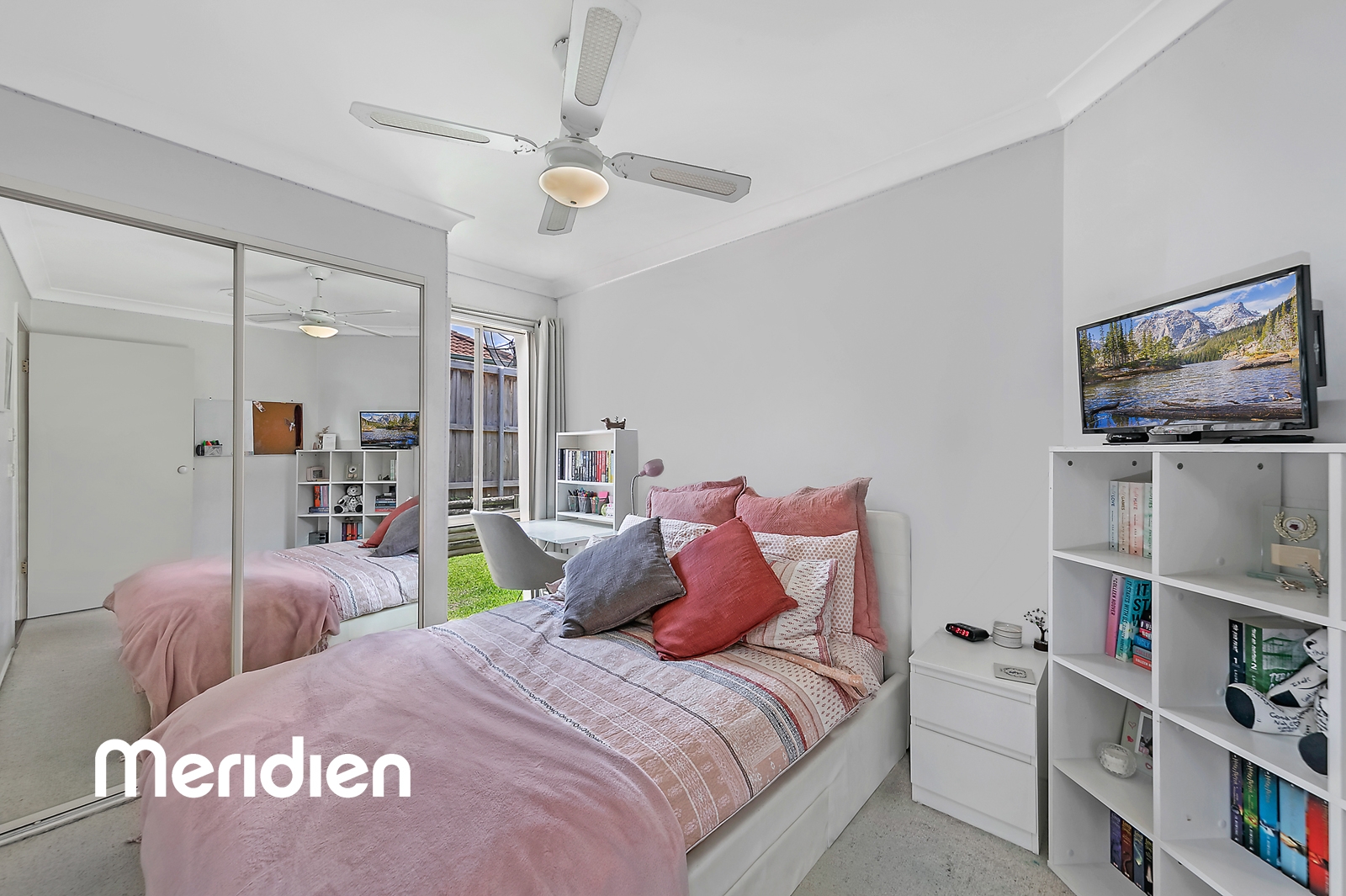 Property: 8 Melinda Close, Beaumont Hills, NSW, 2155 photo-6
