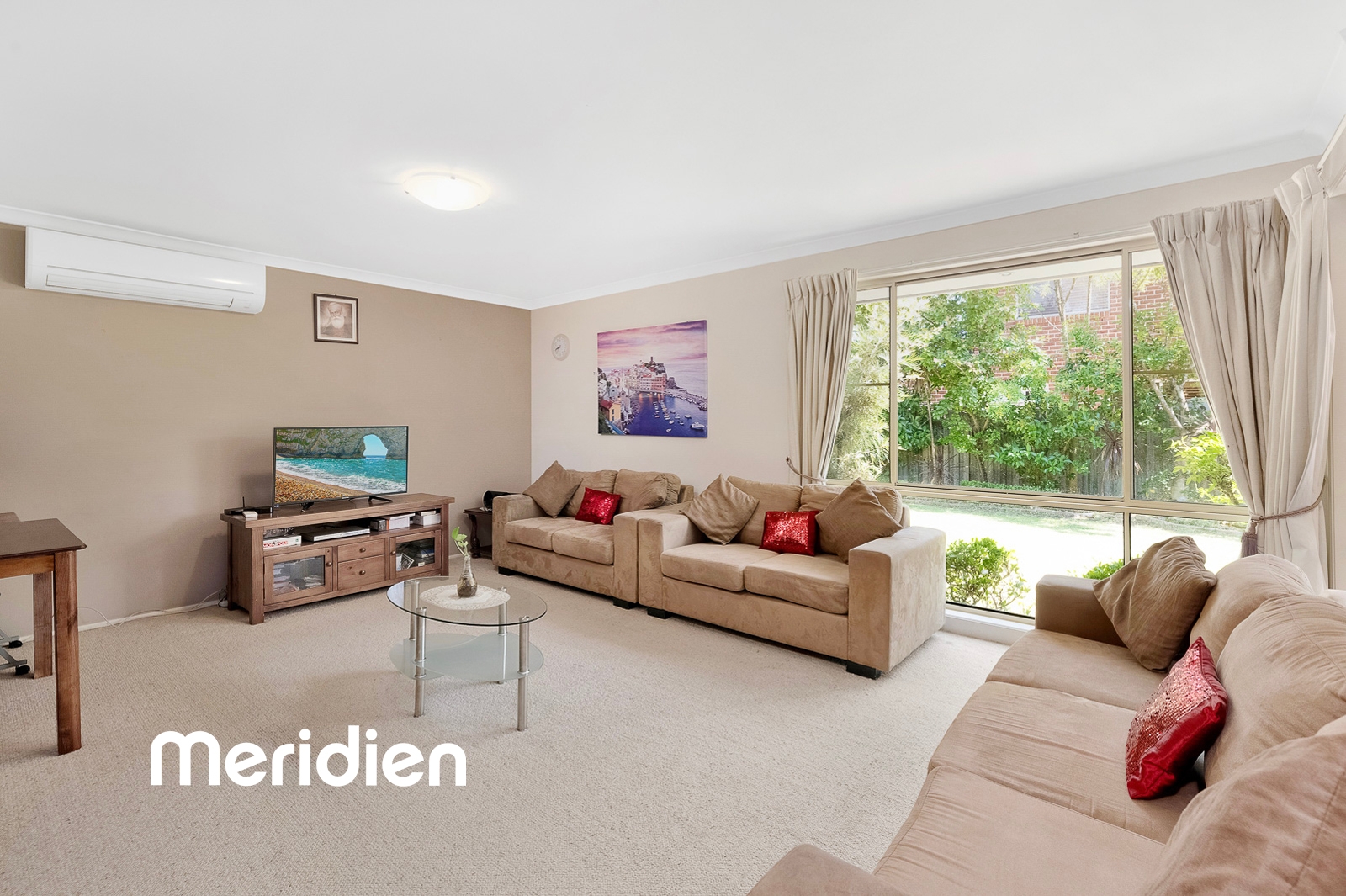 Rental: 11 Hyatt Close, Rouse Hill, NSW, 2155 photo-1