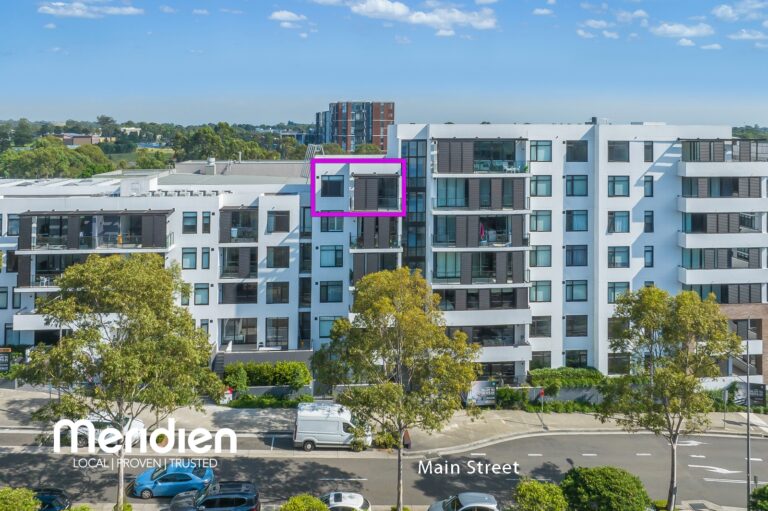 613/104 Caddies Boulevard, Rouse Hill, 2155